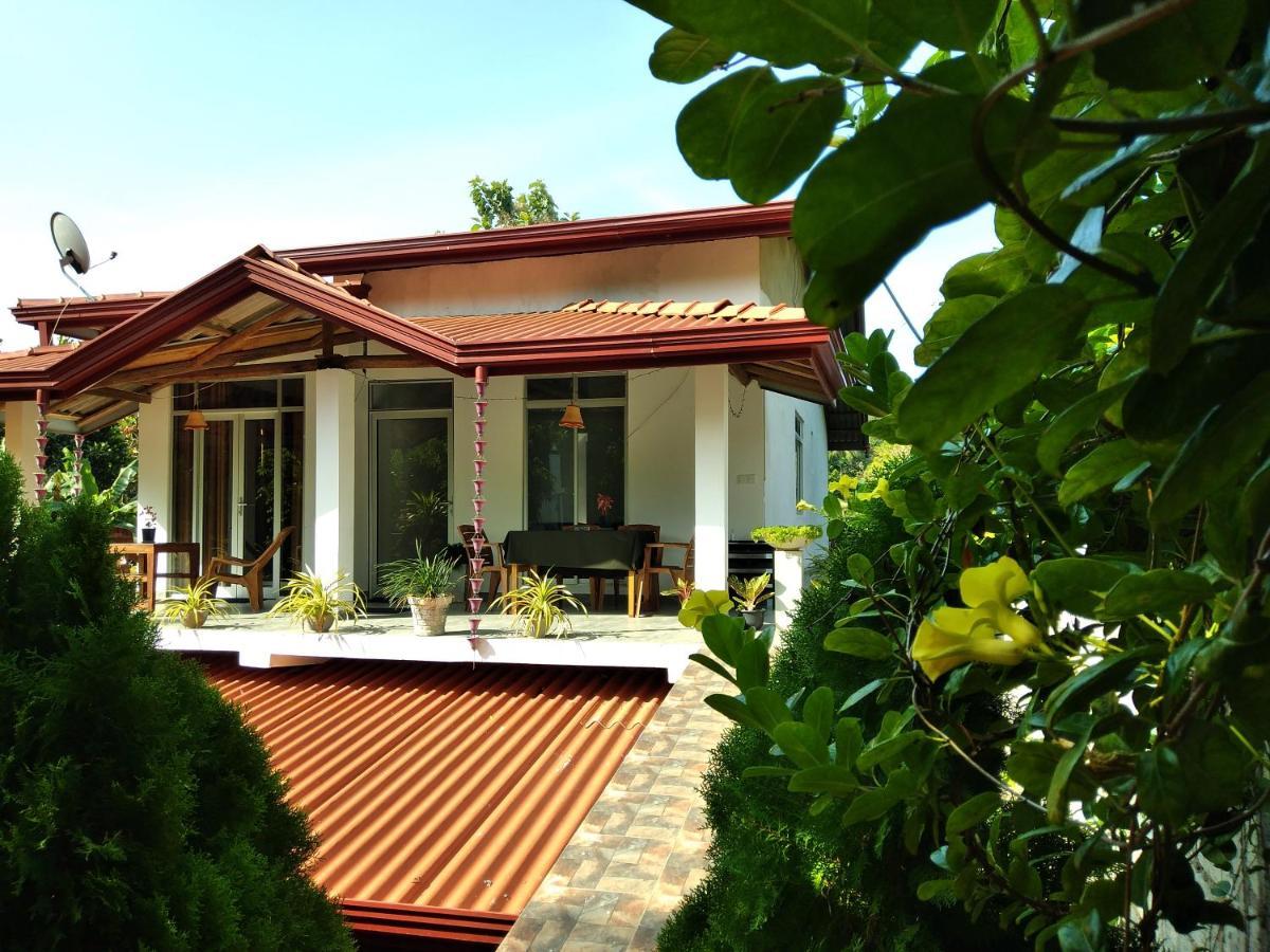 Sandhara Home Stay Tangalle Extérieur photo